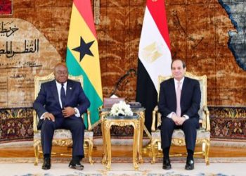 السيسى يستقبل مبعوث غانا ويناقشان تعزيز التعاون بين البلدين