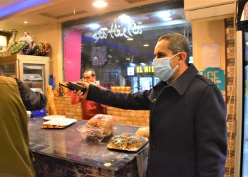 محافظ الغربية يقود حملة ليلية مفاجئة بكفر الزيات وقطور وطنطا