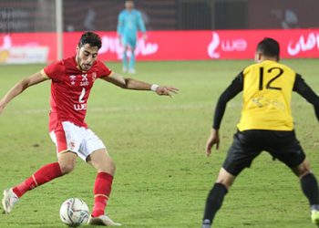 الأهلي يعتلي قمة الدوري برباعية رائعة في الإنتاج