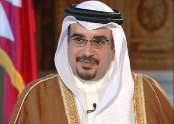 ولى عهد البحرين يصل السعودية لحضور القمة الخليجية