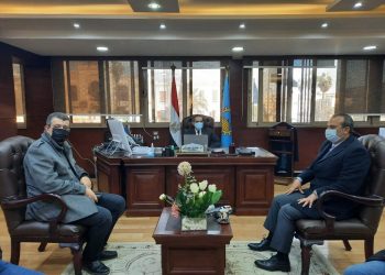 محافظ الغربية يستقبل المدير التنفيذى للمنطقة اللوجيستية بطنطا