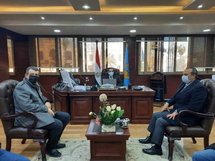 محافظ الغربية يستقبل المدير التنفيذى للمنطقة اللوجيستية بطنطا