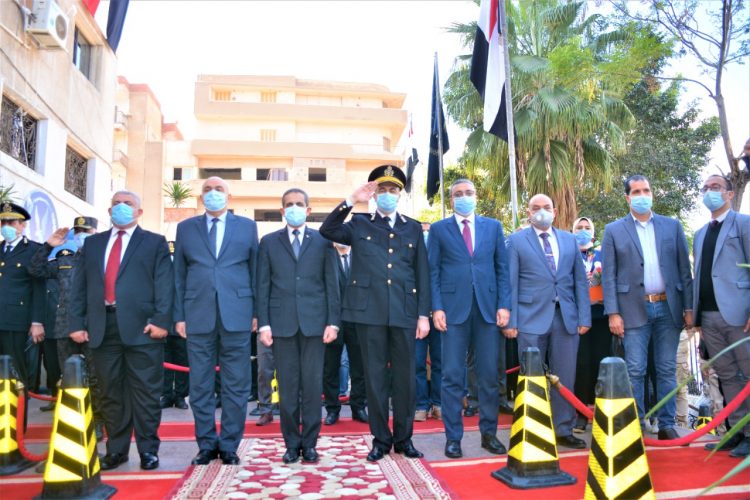 محافظ الغربية يضع إكليل الزهور على النصب التذكاري لشهداء الشرطة بمناسبة عيد الشرطة الـ ٦٩ 1 محافظ الغربية يضع إكليل الزهور على النصب التذكاري لشهداء الشرطة بمناسبة عيد الشرطة الـ ٦٩