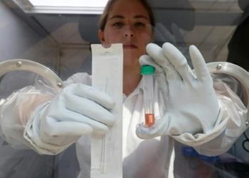 مستشفيات لندن على وشك بلوغ أقصى طاقتها الاستيعابية ولقاح ثالث في بريطانيا