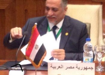 عقب افتتاح الرئيس العديد من المشروعات الإنتاجية  رئيس تضامن النواب يؤكد : مانشاهده اليوم بشائر خير وفجر  أمل فى مصرنا الجديدة