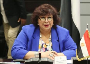 وزيرة الثقافة تصدر قرارا بإنشاء فرع لأكاديمية الفنون في مدينة الشروق
