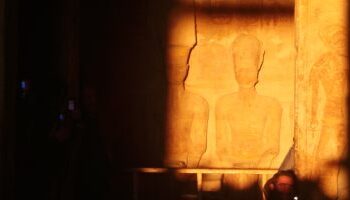 أنظار العالم تتجه فجر اليوم إلى أبوسمبل لمتابعة “تعامد الشمس”