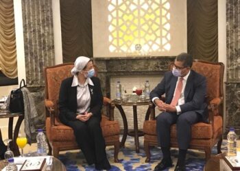 وزيرة البيئة تلتقى رئيس الدورة السادسة والعشرين لمؤتمر أطراف اتفاقية الأمم المتحدة الإطارية لتغير المناخ