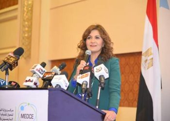 السفيرة نبيلة مكرم: إطلاق منصة تفاعلية كاملة لمركز “الهجرة” للحوار لشباب الدارسين بالخارج