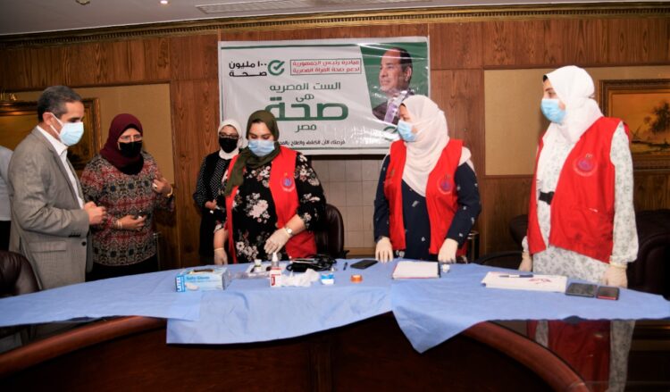 محافظ الغربية يشهد فعاليات اليوم الثاني لمبادرة “اللقاح أمان” لتطعيم العاملين بالمؤسسات الحكومية ضد فيروس كورونا
