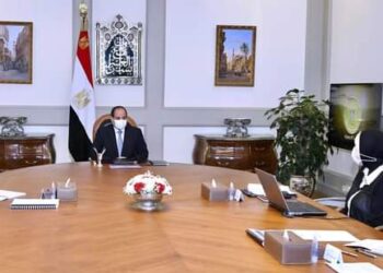 السيسي يوجه بتعزيز الإستثمار الصناعي الوطني بالإشتراك مع خبرات القطاع الخاص