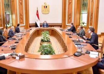 الرئيس السيسي يؤكد أن طموح مصر غير محدود في تحقيق التطور الصناعي والتقدم والتنمية