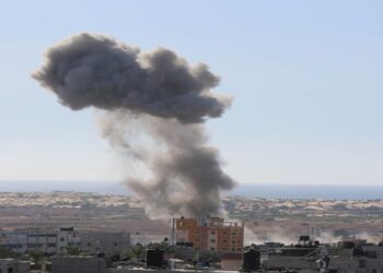 شهيدان في انفجار جسم مشبوه من مخلفات الإحتلال الإسرائيلي جنوب مدينة غزة