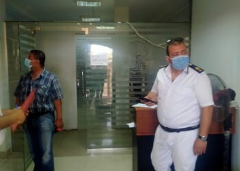 رئيس جهاز “القاهرة الجديدة” : تنفيذ  8 قرارات غلق وتشميع ورفع عدادات كهرباء لفيلات مخالفة  بالتجمع الخامس  لتغيير النشاط