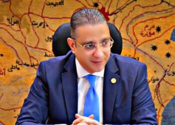 بتكلفة تتجاوز 141 مليون جنيه ..  محافظ الفيوم: تنفيذ مشروعات جديدة لرصف الطرق بمركزي طامية وأبشواي