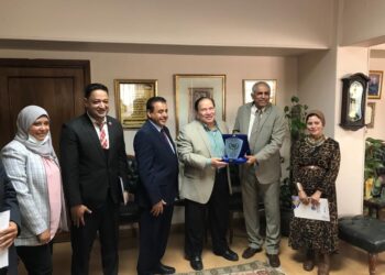 بالصور .. توقيع بروتوكول تعاون بين جامعة ميريت والسفارة اليمنية بالقاهرة