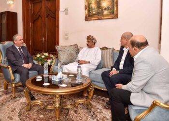 رئيس الهيئة الوطنية للصحافة يستقبل سفير عُمان بالقاهرة