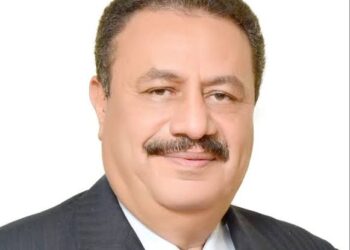رضا عبد القادر رئيس مصلحة الضرائب المصرية : الشركات التى تعتمد فى بيع منتجاتها من سلع أو خدمات على الإنترنت ملزمة بالتسجيل بالمصلحة حتى لا تقع تحت طائلة القانون
