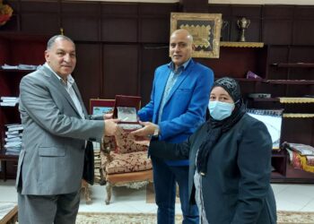 عبدالفتاح الصعيدى ألف مبروك .