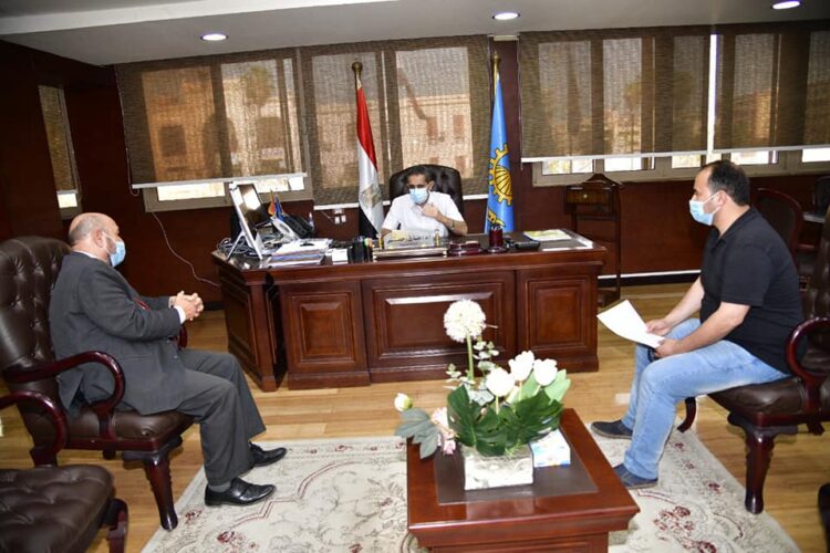 رئيس التحرير يكتب : لقاء مع محافظ الغربيه أنعش الذاكره للإنتباه بروعة الزمن الجميل . 1 رئيس التحرير يكتب : لقاء مع محافظ الغربيه أنعش الذاكره للإنتباه بروعة الزمن الجميل .