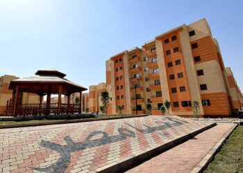 وزير الإسكان: مد فترة تقديم طلبات التحويل لحاجزى الإسكان الاجتماعي ممن هم خارج الأولوية بعدد من الإعلانات حتى يوم الأحد 18 يوليو الجارى