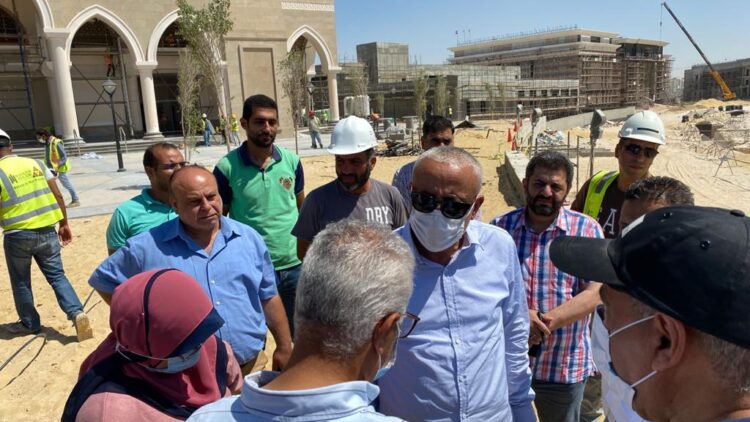 مسئولو الإسكان يتفقدون سير العمل بمشروعات مدينة العلمين الجديدة 1 مسئولو الإسكان يتفقدون سير العمل بمشروعات مدينة العلمين الجديدة