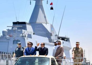 الرئيس عبد الفتاح السيسي يفتتح قاعدة ٣ يوليو البحرية بمنطقة جرجوب علي الساحل الشمالي الغربي لمصر بحضور ولى عهد أبوظبي