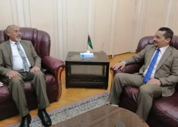السفير محمد عبد العالي مصباح القائم بأعمال السفارة الليبية بالقاهرة يستقبل السفير المفوض لجمهورية تشاد لدى القاهرة