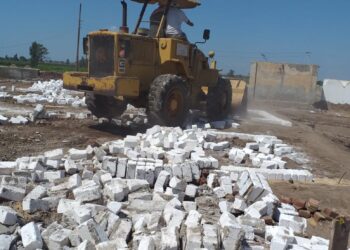 محافظ الغربية : إزالة (٥٢٩) حالة تعدي على الأراضي الزراعية بالمحافظة