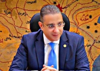 محافظ الفيوم يستعرض آليات تمويل مشروعات الري الحديث المزارعين