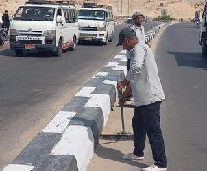 رئاسة القرنة تؤكد استمرار حملات النظافة بالشوارع