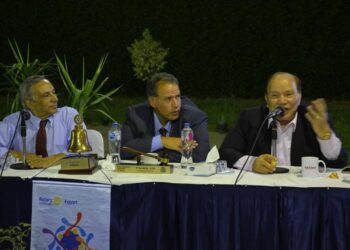 إستخدام الدراما لتعديل السلوكيات السلبية للأطفال فى صالون الدكتور صديق عفيفى .