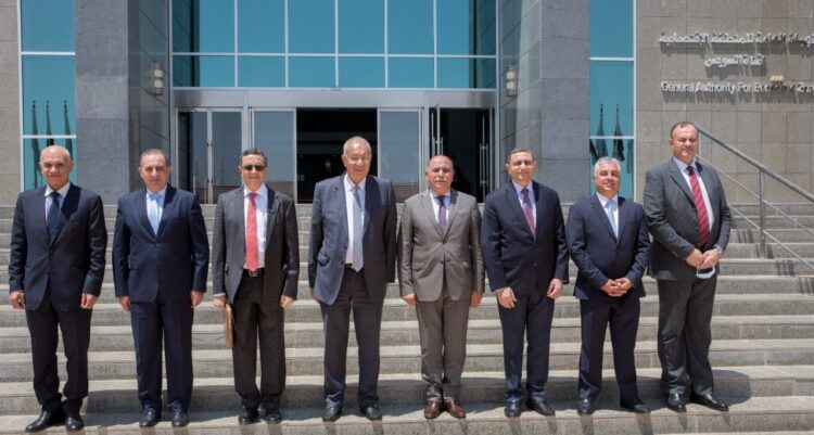 اقتصادية قناة السويس تستقبل سفير دولة الهند لبحث مجالات التعاون