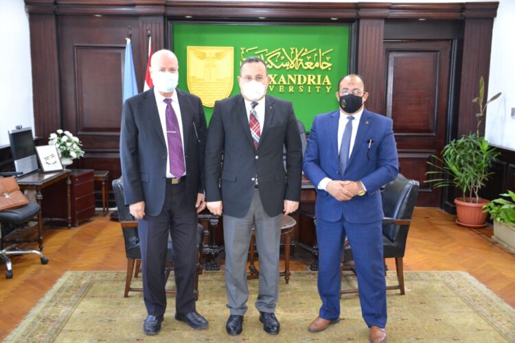 رئيس جامعة الإسكندرية يستقبل مستشار مؤسسة الشيخ محمد بن راشد آل مكتوم الخيرية والإنساني 1 رئيس جامعة الإسكندرية يستقبل مستشار مؤسسة الشيخ محمد بن راشد آل مكتوم الخيرية والإنساني