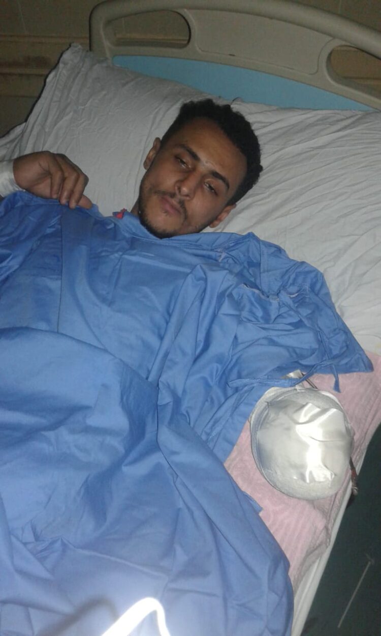 بلطجي بالمحله يستعين بثلاث بلطجيه للتعدي علي شاب وبتر زراعه بسيف وسرقته بالإكراه 1 بلطجي بالمحله يستعين بثلاث بلطجيه للتعدي علي شاب وبتر زراعه بسيف وسرقته بالإكراه