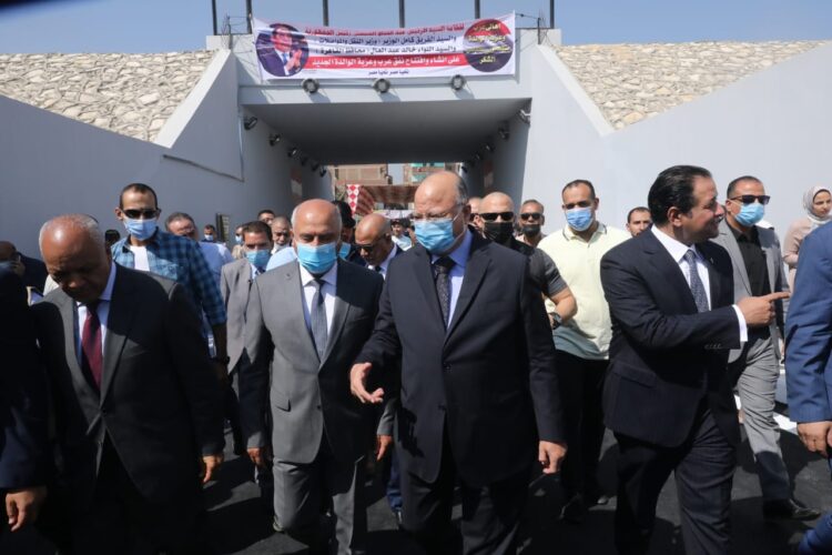 وزير النقل يشهد بدء تشغيل نفق السيارات بمنطقة عرب عزبة الوالدة بمدينة حلوان أسفل خط السكة الحديد التبين/طرة