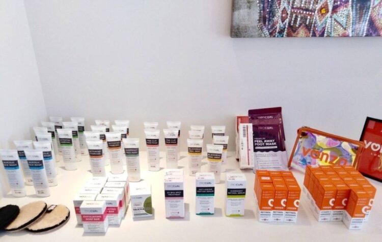 تدشين أكبر منصة إلكترونية في سلطنة عمان لشركة عالمية 1 تدشين أكبر منصة إلكترونية في سلطنة عمان لشركة عالمية