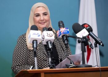 وزيرة التضامن الاجتماعي تطلق حملة الهلال الأحمر المصري للتوعية بالتبرع بالدم تحت شعار"تبرعك حياة لغيرك" 8 وزيرة التضامن الاجتماعي تطلق حملة الهلال الأحمر المصري للتوعية بالتبرع بالدم تحت شعار”تبرعك حياة لغيرك”