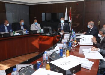وزير النقل يترأس اعمال الجمعيتين العموميتين  العادية وغير العادية للشركة المصرية للصيانة الذاتية للطرق والمطارات