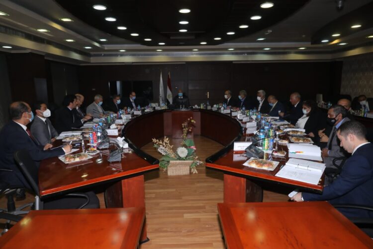 وزير النقل يترأس اجتماع الجمعية العمومية العادية لشركة السكك الحديدية للخدمات المتكاملة وأعمال التأمين والنظافة 1 وزير النقل يترأس اجتماع الجمعية العمومية العادية لشركة السكك الحديدية للخدمات المتكاملة وأعمال التأمين والنظافة