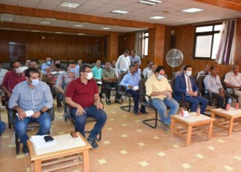 نائب محافظ الفيوم يتفقد مشروعات “حياة كريمة” بقرية الغرق باطسا