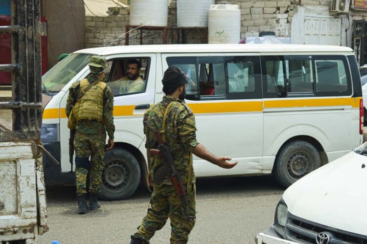 قوات الطوارئ والدعم الأمني تنفذ حملة أمنية مكثفة وانتشار واسع في مديريات العاصمة عدن 1 قوات الطوارئ والدعم الأمني تنفذ حملة أمنية مكثفة وانتشار واسع في مديريات العاصمة عدن