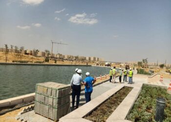 مسئولو الإسكان يتابعون سير العمل بمشروع الحدائق المركزية كابيتال بارك بالعاصمة الإدارية الجديدة