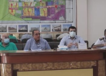 رئيس جهاز برج العرب الجديدة يلتقي سكان المدينة لبحث مقترحاتهم وشكاواهم