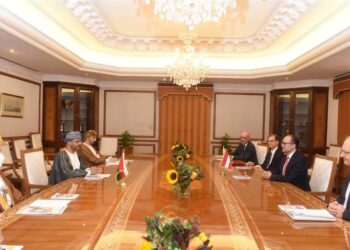 سلطنة عُمان والنمسا تعقدان جلسة مباحثات سياسية