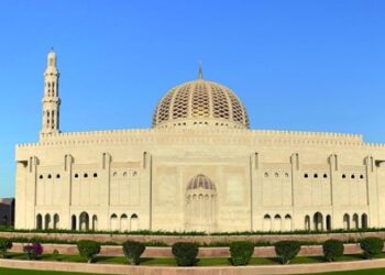 غدا.. الجوامع تصدح بخطب الجمعة في سلطنة عُمان بعد توقف استمر نحو عام ونصف