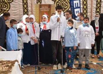 محافظ سوهاج يشهد حفل مدرسة النور للمكفوفين بذكرى المولد النبوي الشريف