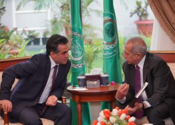 رئيس الأكاديمية العربية يستقبل وزير الأشغال العامة والنقل اللبناني