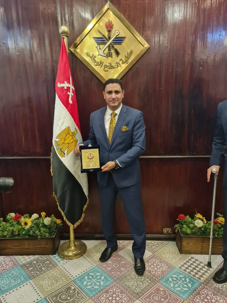 اختتام الدورة التثقيفية لأعضاء النيابه الإدارية بكليه الدفاع الوطني 1 اختتام الدورة التثقيفية لأعضاء النيابه الإدارية بكليه الدفاع الوطني