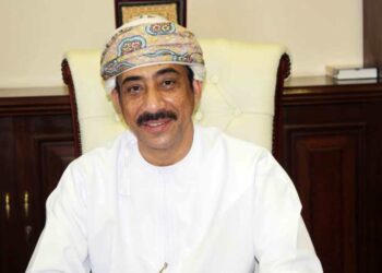 سفير عُمان بالقاهرة يهنئ مصر بذكرى السادس من أكتوبر المجيدة